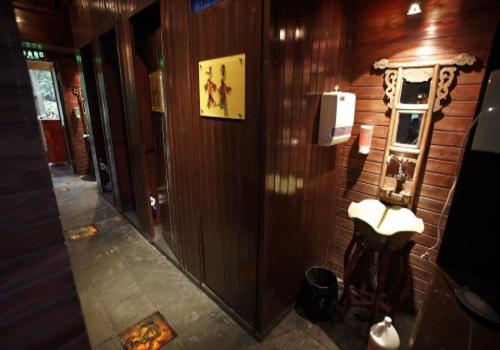 中式主題酒吧設(shè)計新理念　杭州荷喜酒吧設(shè)計效果圖欣賞