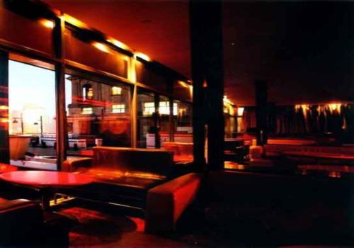 上海最佳景觀酒吧設(shè)計(jì)　　紅醉外灘Ｂａｒ?。遥铮酰纾寰瓢稍O(shè)計(jì)欣賞
