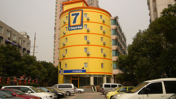 哲東酒店設(shè)計(jì)動態(tài)：經(jīng)濟(jì)型酒店轉(zhuǎn)移ｏｒ升級