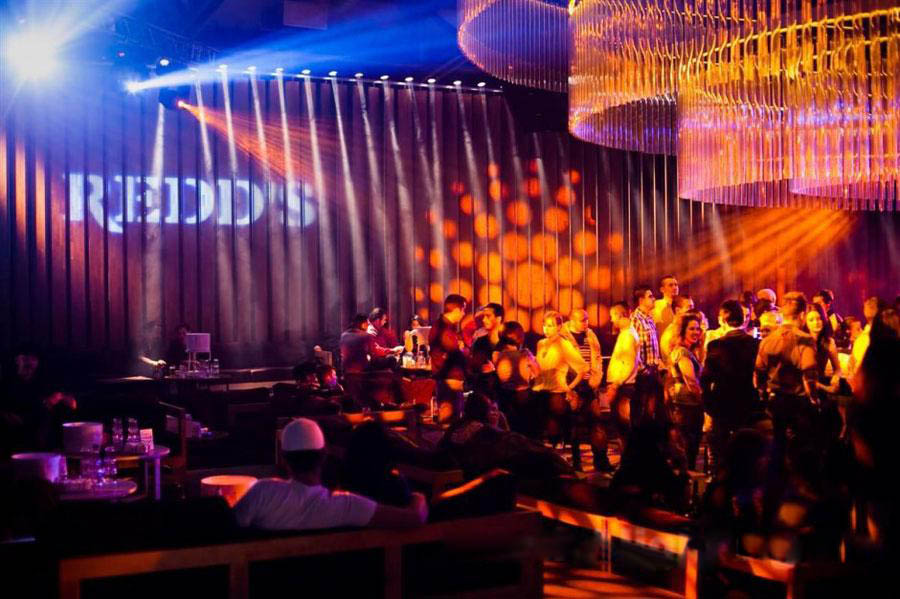 Fratelli Studios大型音樂(lè)酒吧設(shè)計(jì)效果圖欣賞