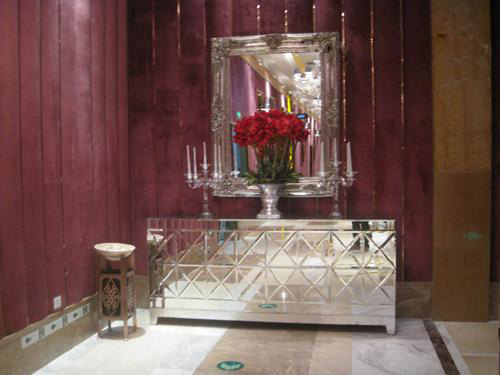 皇家一號歐式復(fù)古奢華酒吧設(shè)計圖欣賞