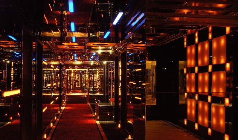 沉穩(wěn)而又高貴 西安締爾夢夜總會設計效果圖欣賞