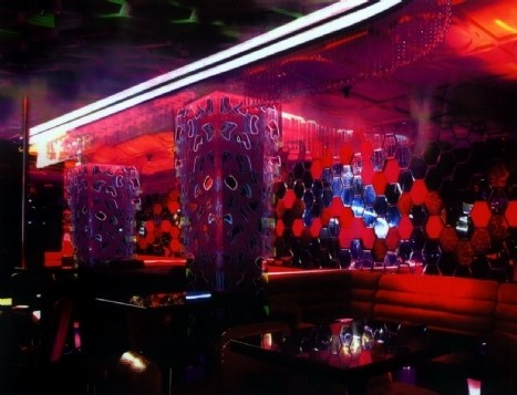 龍崗快樂(lè)吧設(shè)計(jì)效果圖欣賞 大方現(xiàn)代的設(shè)計(jì)手法