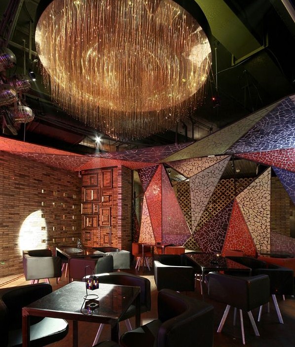 豐富的空間韻律 佳木斯市萊茵河畔演藝吧設(shè)計(jì)欣賞