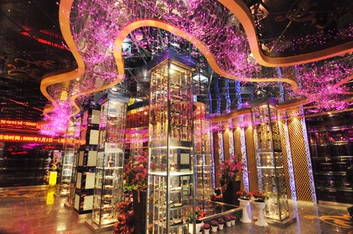 都市夜場不二選擇 武漢金色年華KTV設(shè)計欣賞