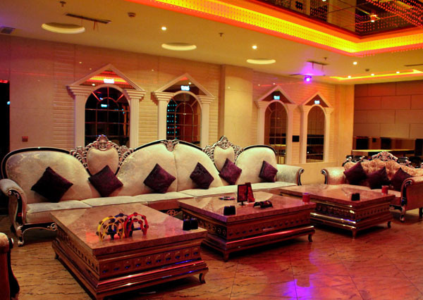 酷愛量販KTV設(shè)計圖欣賞 富于想象力的迷幻空間 