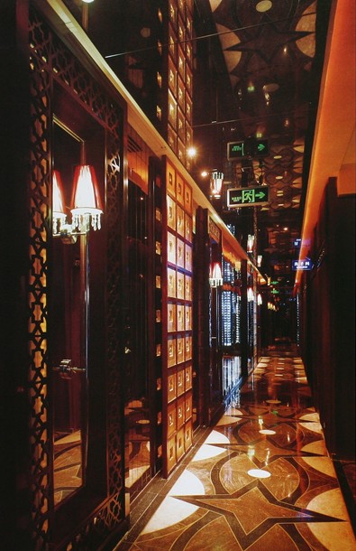 西亞皇室風(fēng)格的重現(xiàn) 金色年華ＫＴＶ設(shè)計(jì)欣賞