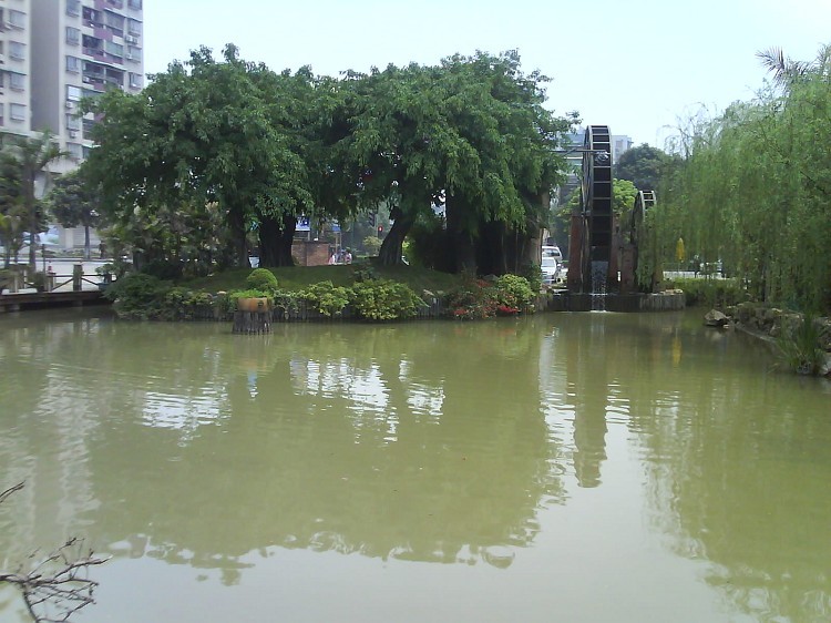 中國園林式的廣州留芳園酒吧設計圖欣賞