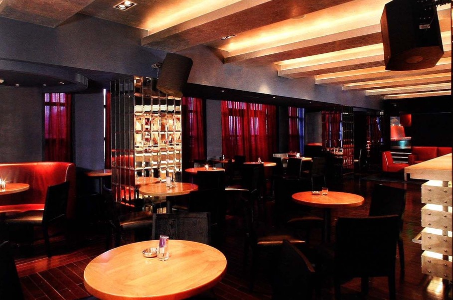 動(dòng)感另類(lèi) 三度音樂(lè)沙龍酒吧設(shè)計(jì)圖欣賞