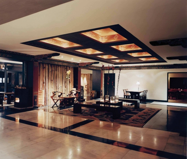 不丹帕羅烏瑪度假酒店設(shè)計 將當(dāng)?shù)氐淖匀毁Y源帶入室內(nèi)