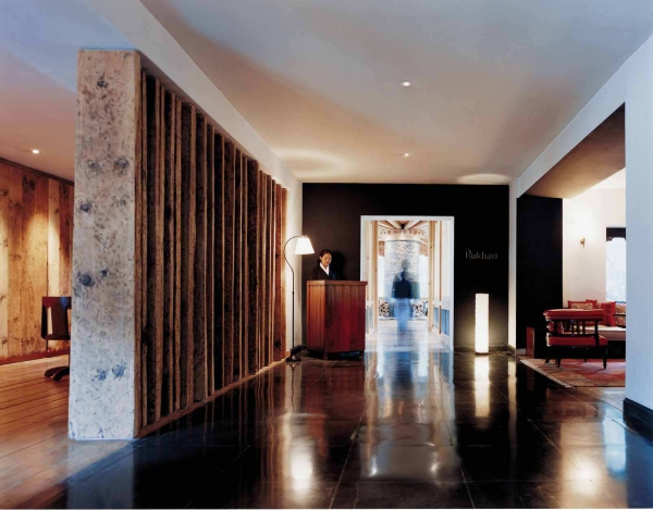 不丹帕羅烏瑪度假酒店設(shè)計 將當(dāng)?shù)氐淖匀毁Y源帶入室內(nèi)