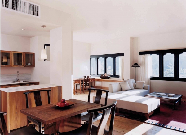 不丹帕羅烏瑪度假酒店設(shè)計 將當(dāng)?shù)氐淖匀毁Y源帶入室內(nèi)