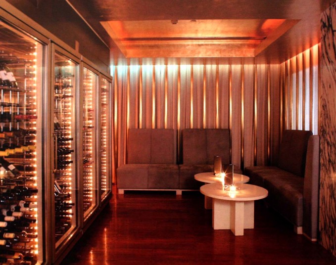 陸唯軒保險(xiǎn)庫酒吧設(shè)計(jì) 復(fù)古的造型是其最大的特點(diǎn)