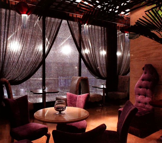 仙姆萊克酒吧設(shè)計 具備獨特的通透性