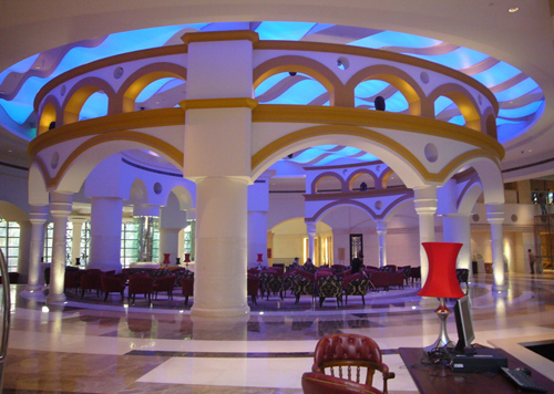 深圳華僑城洲際大酒店——國(guó)內(nèi)首創(chuàng)西班牙風(fēng)情酒店