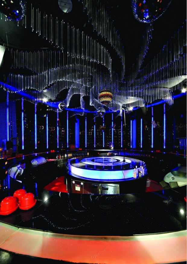 富有神秘色彩的夢幻KTV設(shè)計(jì)效果圖